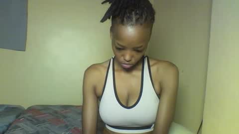 Snapshot of miami_muffin chatting on February 2026 01:04:02 PM Muffin online show from February 2026 01:04:02 PM