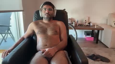 Snapshot of miamifit chatting on December 2025 04:45:02 PM miamifit online show from December 2025 04:45:02 PM