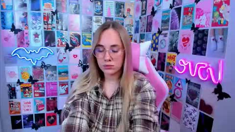 miamilas online show from September 2025 05:12:02 PM