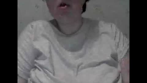 Snapshot of miamooreh chatting on December 2025 04:47:02 PM miamooreh online show from December 2025 04:47:02 PM