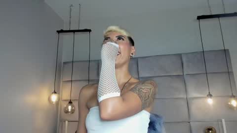 Mia Morgann online show from January 2025 06:07:01 PM