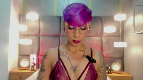 Mia Morgann online show from September 2025 02:00:02 PM