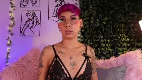 Mia Morgann online show from October 2025 02:25:02 PM