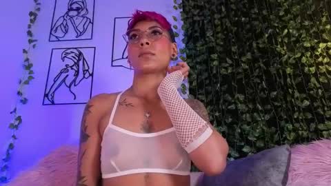 Mia Morgann online show from October 2025 02:40:02 PM