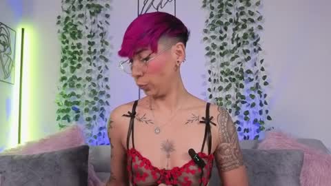 Mia Morgann online show from April 2026 02:40:01 PM