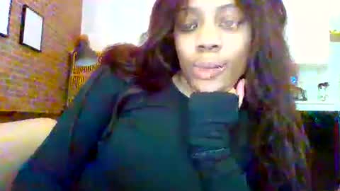 MiaMuffn online show from September 2025 01:46:01 PM