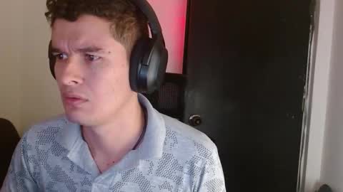 miaou_miaou online show from October 2025 11:04:01 PM