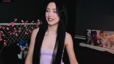 Snapshot of miarielle chatting on May 2026 05:50:02 PM Liz online show from May 2026 05:50:02 PM