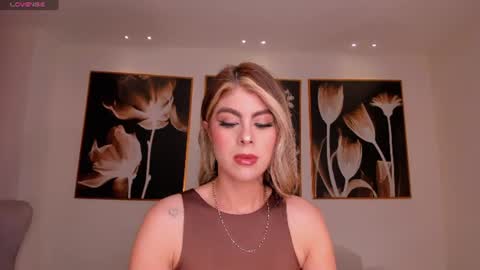 Snapshot of miasilvax chatting on June 2026 11:46:01 AM Mia Silva online show from June 2026 11:46:01 AM