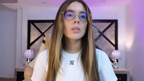 Snapshot of miasilverr chatting on March 2026 07:42:02 PM Mia online show from March 2026 07:42:02 PM