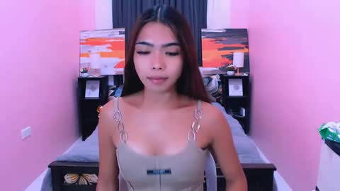 Snapshot of miasmith09 chatting on April 2026 02:27:02 AM Pau and jence online show from April 2026 02:27:02 AM