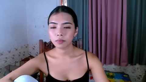 Snapshot of miasmith09 chatting on May 2026 06:09:02 AM Pau and jence online show from May 2026 06:09:02 AM
