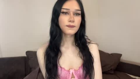 Snapshot of miatransdoll chatting on June 2026 08:11:02 AM Mia online show from June 2026 08:11:02 AM