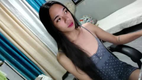 Snapshot of miatrixs chatting on January 2025 07:43:01 PM Mia online show from January 2025 07:43:01 PM