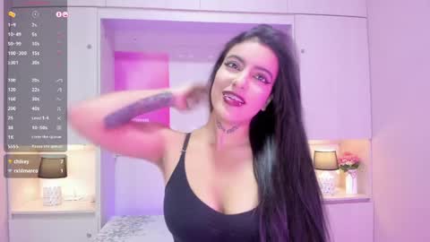 Snapshot of miaturnerr_ chatting on May 2026 04:06:02 AM miaturnerr_ online show from May 2026 04:06:02 AM