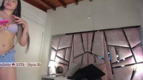 Mia Villalobos online show from January 2025 10:13:02 PM