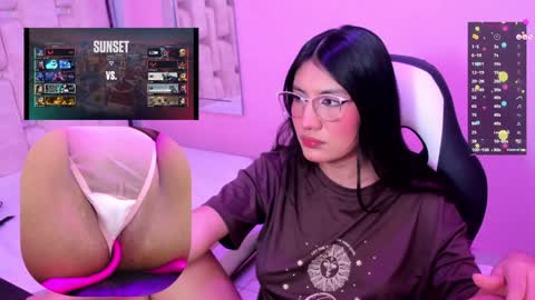 mia online show from January 2025 04:44:01 AM