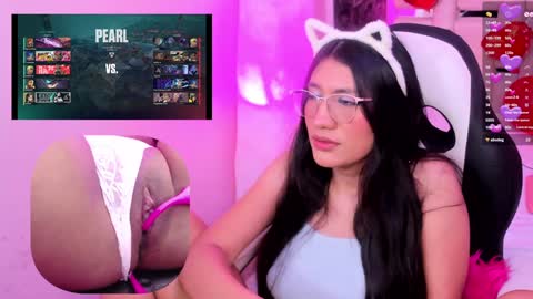 mia online show from February 2025 09:38:02 PM