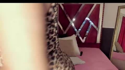 Snapshot of micaelahott_ chatting on November 2025 02:44:01 AM micaelahott_ online show from November 2025 02:44:01 AM