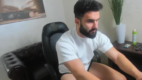 MicahLane online show from October 2025 04:23:02 AM