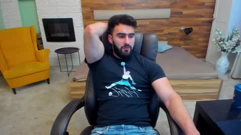 MicahLane online show from November 2025 05:27:02 AM