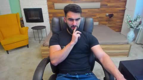 MicahLane online show from November 2025 05:46:01 AM