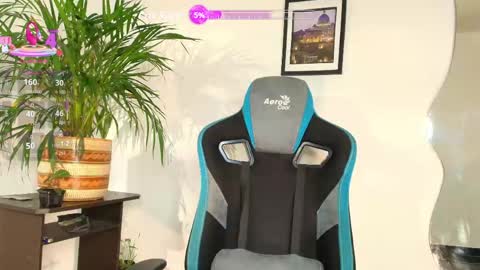 Snapshot of michaeel_lopez chatting on May 2026 04:28:02 AM Maicol online show from May 2026 04:28:02 AM