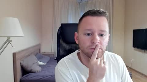 Michael Birkin online show from October 2025 04:32:01 AM