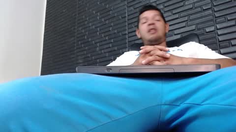 Michael Daviss online show from December 2024 02:44:01 PM