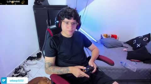 michael independent model  online show from March 2025 01:01:01 AM