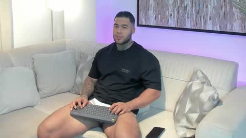 Snapshot of michael_salens chatting on February 2025 10:56:02 AM Michael Salens independent model online show from February 2025 10:56:02 AM