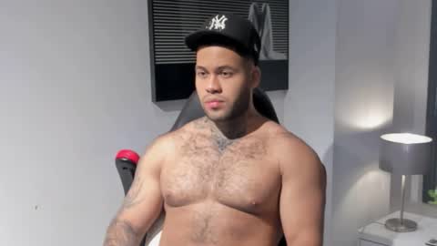 Snapshot of michael_salens chatting on March 2025 10:48:01 AM Michael Salens independent model online show from March 2025 10:48:01 AM