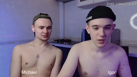 Snapshot of michael_sexdevil chatting on January 2025 12:12:02 PM michael_sexdevil online show from January 2025 12:12:02 PM