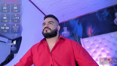 Snapshot of michaelbear_ chatting on January 2025 01:06:02 PM Michael online show from January 2025 01:06:02 PM