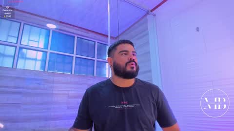 Snapshot of michaelbear_ chatting on October 2025 12:15:02 PM Michael online show from October 2025 12:15:02 PM