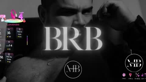 Snapshot of michaelbear_ chatting on November 2025 12:05:02 PM Michael online show from November 2025 12:05:02 PM