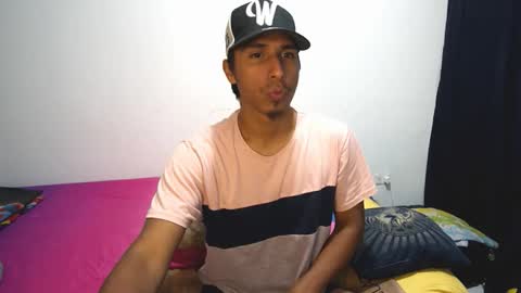 Michael online show from November 2025 03:28:02 AM