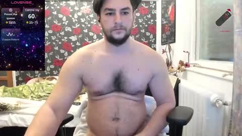 michaelragnar90 online show from January 2025 08:55:01 AM