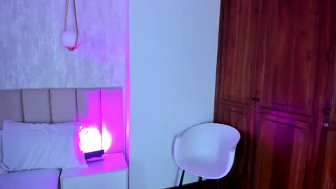 Snapshot of michaelwalkerr chatting on December 2024 07:00:02 PM Michael Walkerr online show from December 2024 07:00:02 PM