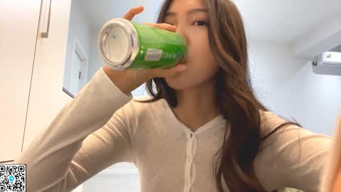 Aidaxo online show from October 2025 06:10:02 PM