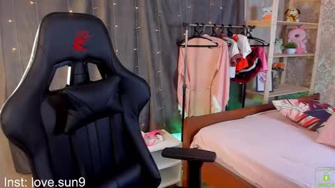 Michel online show from February 2025 01:54:02 PM