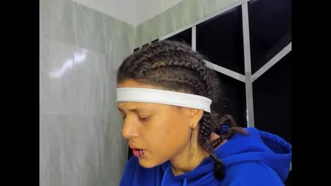 michell_rs online show from March 2025 01:10:02 AM