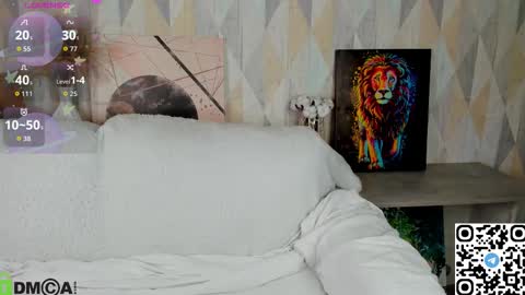 Snapshot of michelle_blond chatting on September 2025 07:52:02 AM michelle_blond online show from September 2025 07:52:02 AM