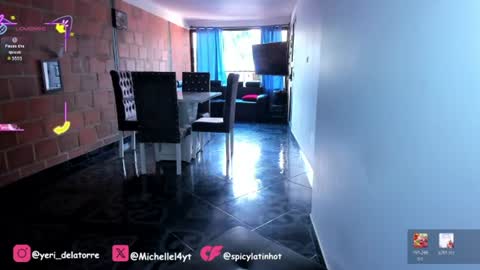 Snapshot of michelle_delatorre chatting on July 2026 02:11:01 PM MICHELLE DE LA TORRE online show from July 2026 02:11:01 PM
