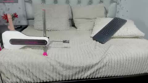 Snapshot of michelle_perla chatting on September 2025 07:15:02 PM michelle perla online show from September 2025 07:15:02 PM