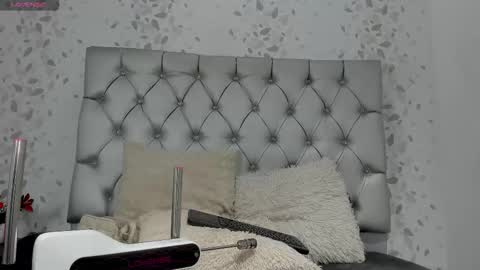 Snapshot of michelle_perla chatting on September 2025 07:17:01 PM michelle perla online show from September 2025 07:17:01 PM