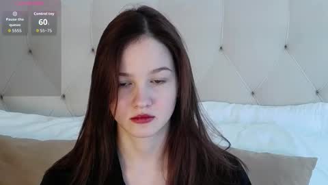 Michelle online show from December 2025 05:01:01 AM