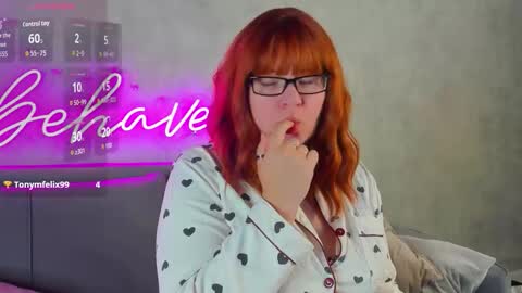 Snapshot of michelle_wilsson chatting on September 2025 07:03:02 AM Michelle online show from September 2025 07:03:02 AM