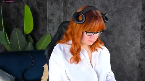 Snapshot of michelle_wilsson chatting on October 2025 07:09:02 AM Michelle online show from October 2025 07:09:02 AM