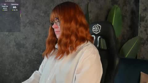 Snapshot of michelle_wilsson chatting on November 2025 09:32:01 AM Michelle online show from November 2025 09:32:01 AM